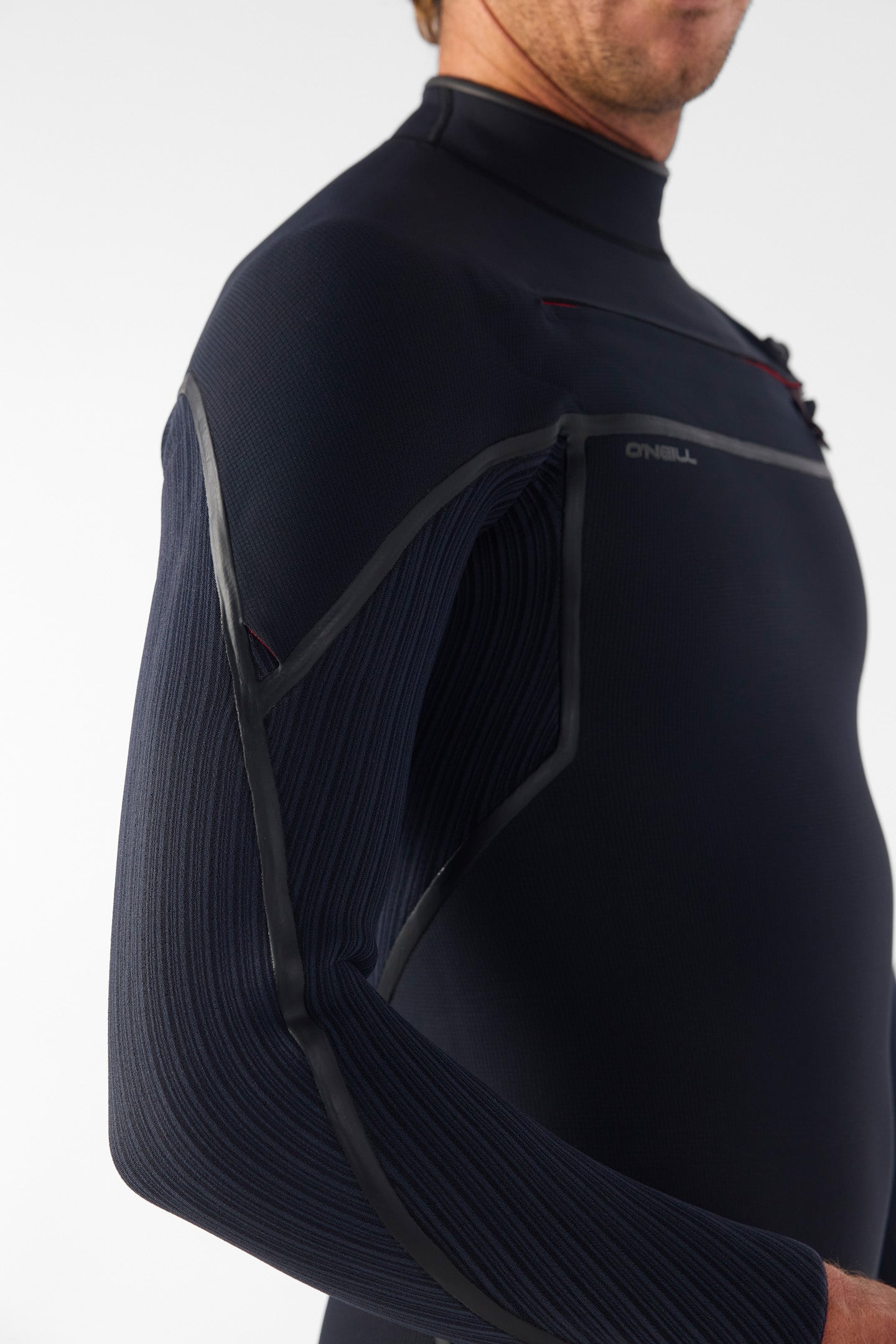 Hyperfreak Fire 3/2mm+ Chest Zip Full Wetsuit - Image 9