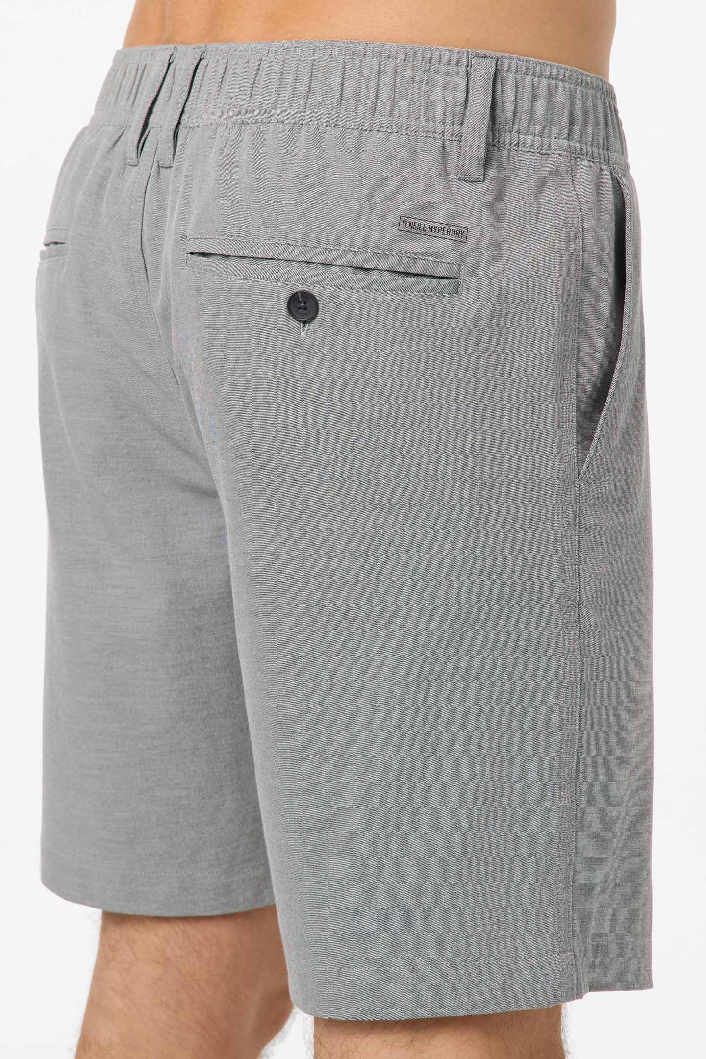 Reserve Light Check Elastic Waist 18 Hybrid Shorts - Image 5
