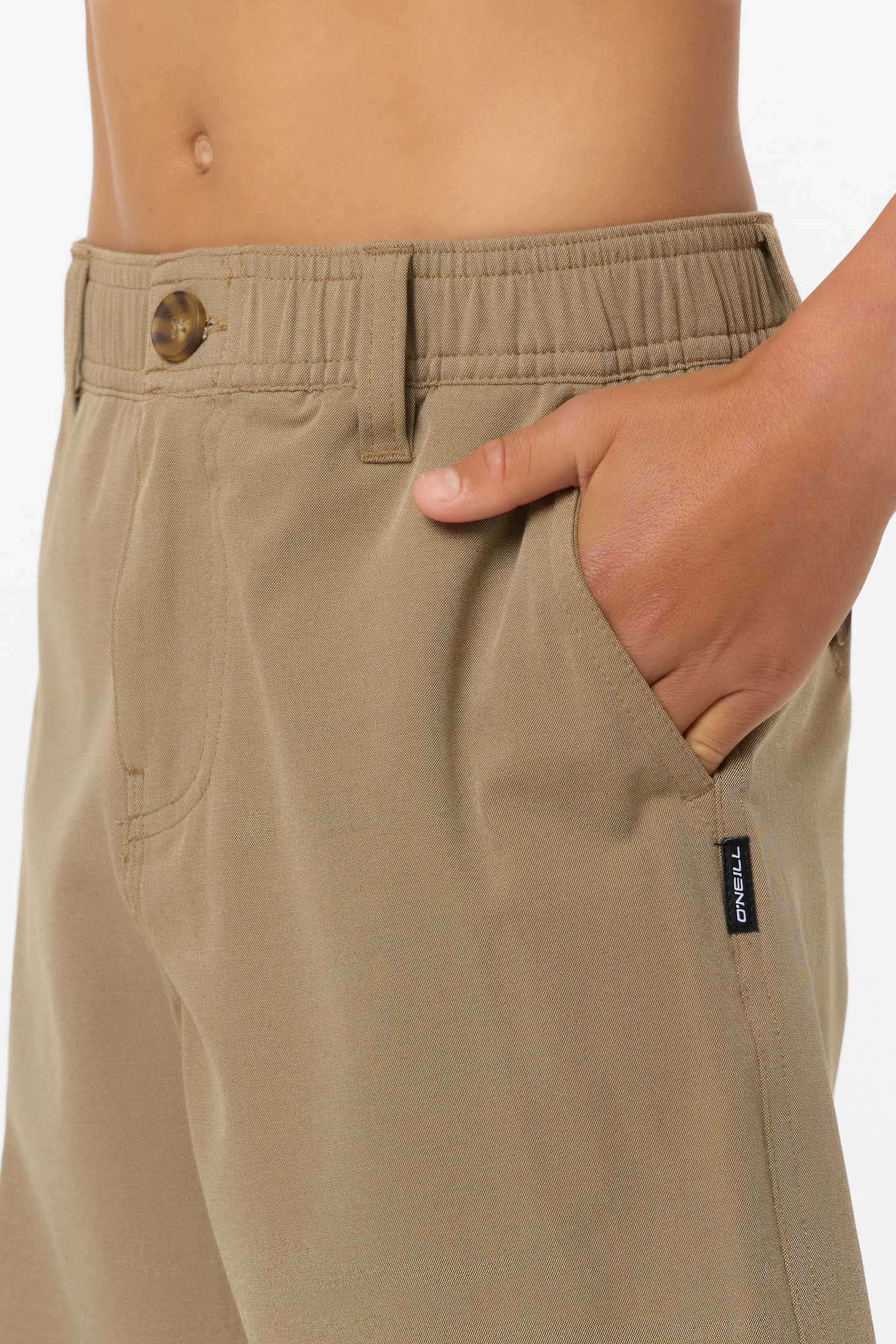 Boy's Reserve Light Check Elastic Waist 16 Hybrid Shorts - Image 4