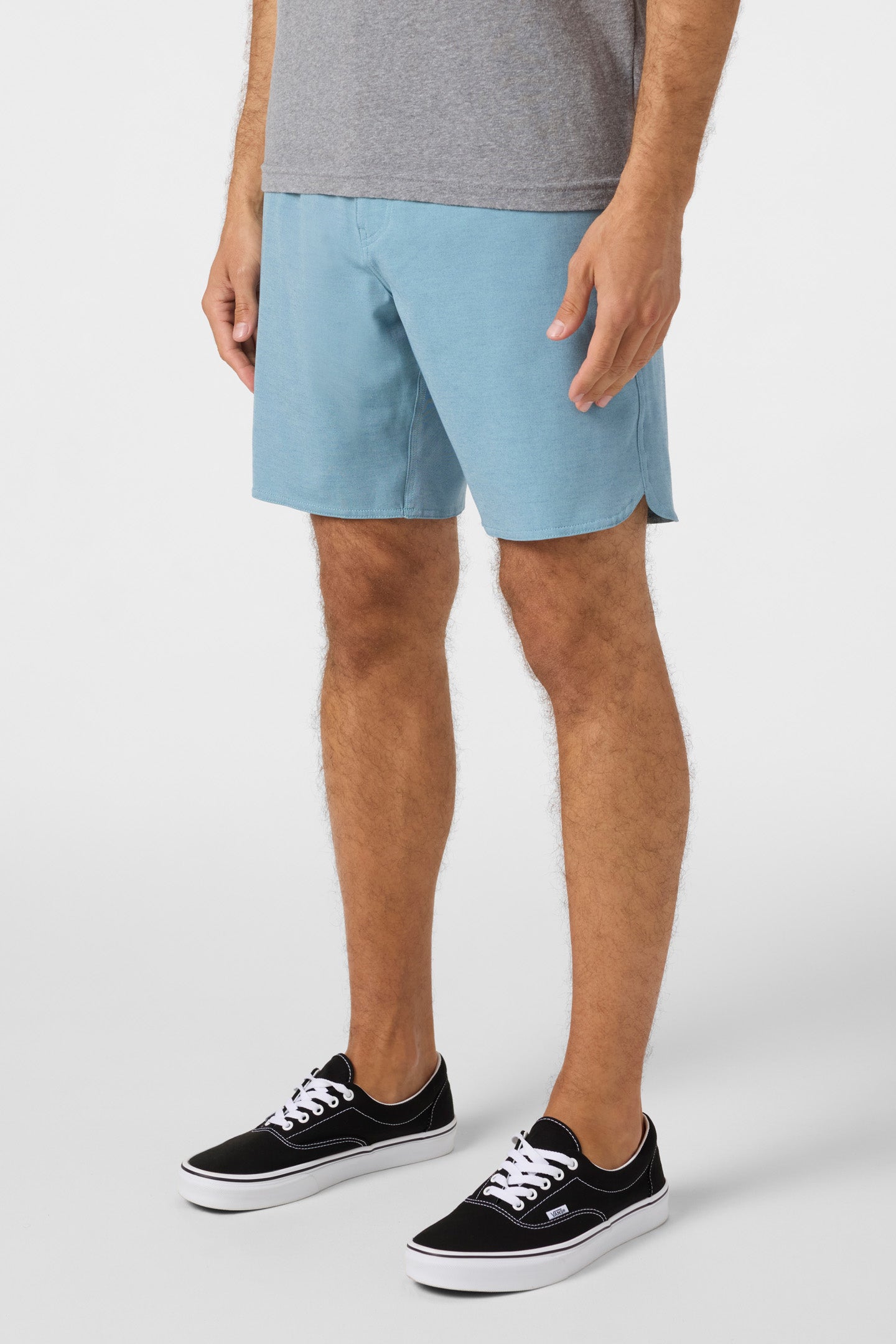 Reserve Light Check Scallop Elastic Waist 18 Hybrid Shorts - Image 4