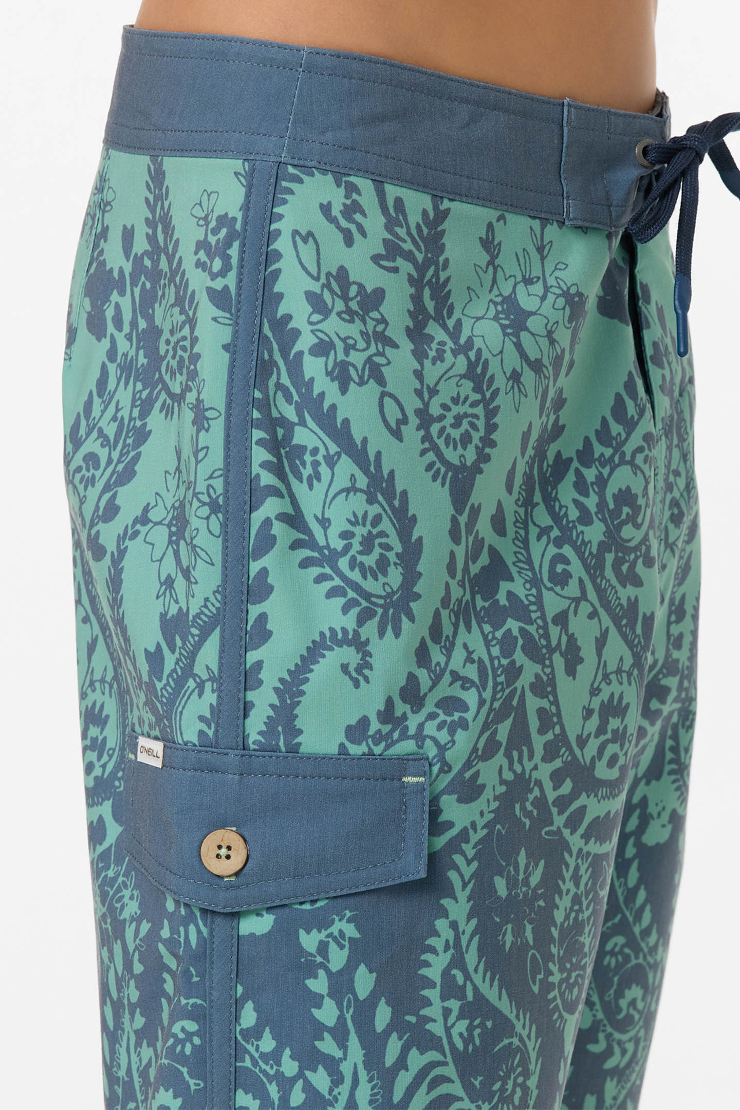 Boy's Lineup 16 Boardshorts - Image 4