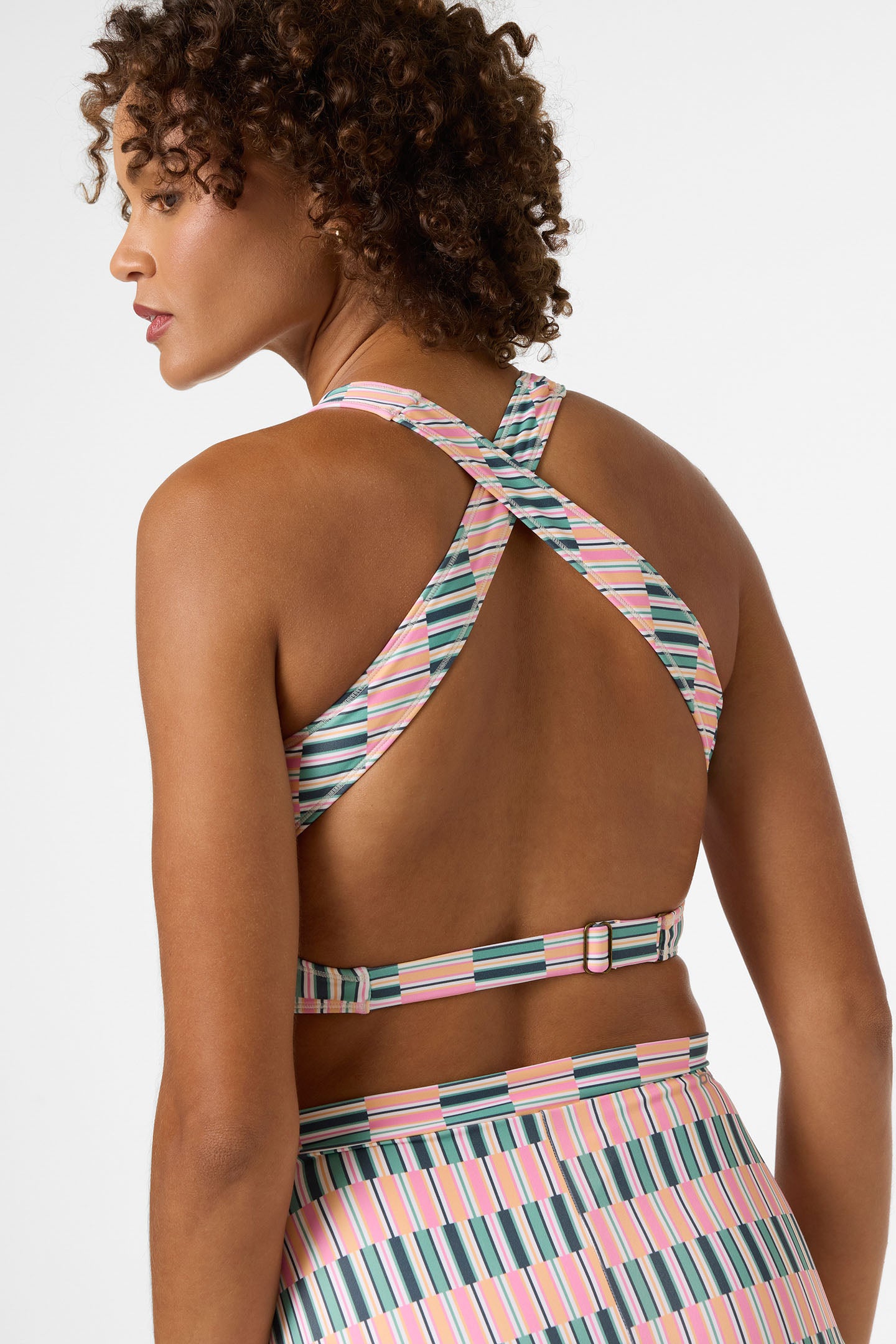 Performance Surf Glenwood High Neck Printed Active Top - Image 2