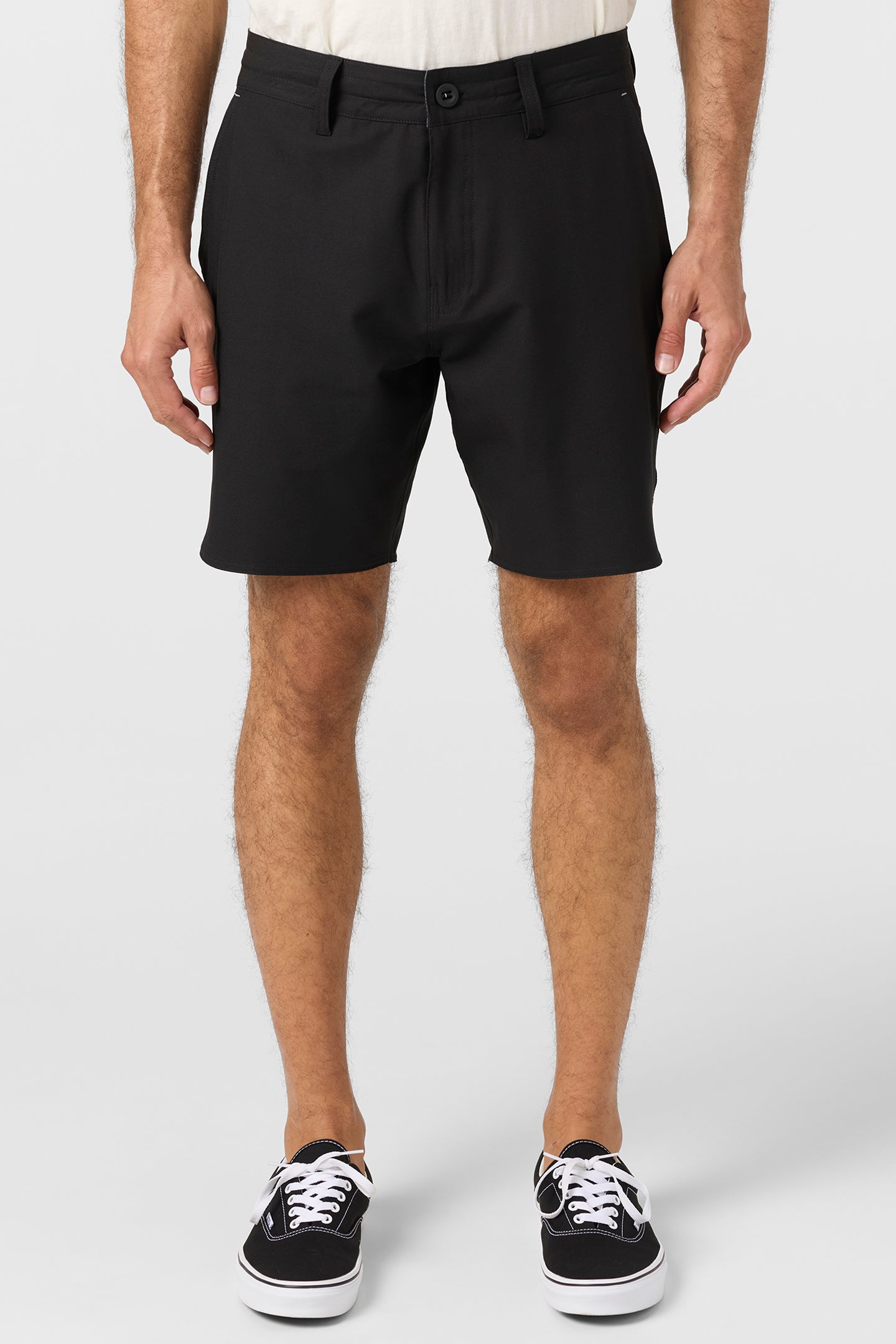 Utility Scallop Hybrid 18 Hybrid Shorts - Image 2