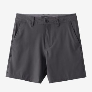 Reserve Solid 17 Hybrid Shorts